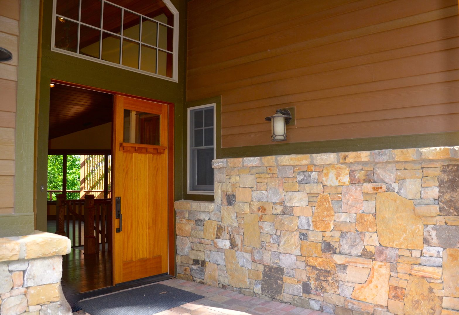 Welcome Home to N Asheville Townhome